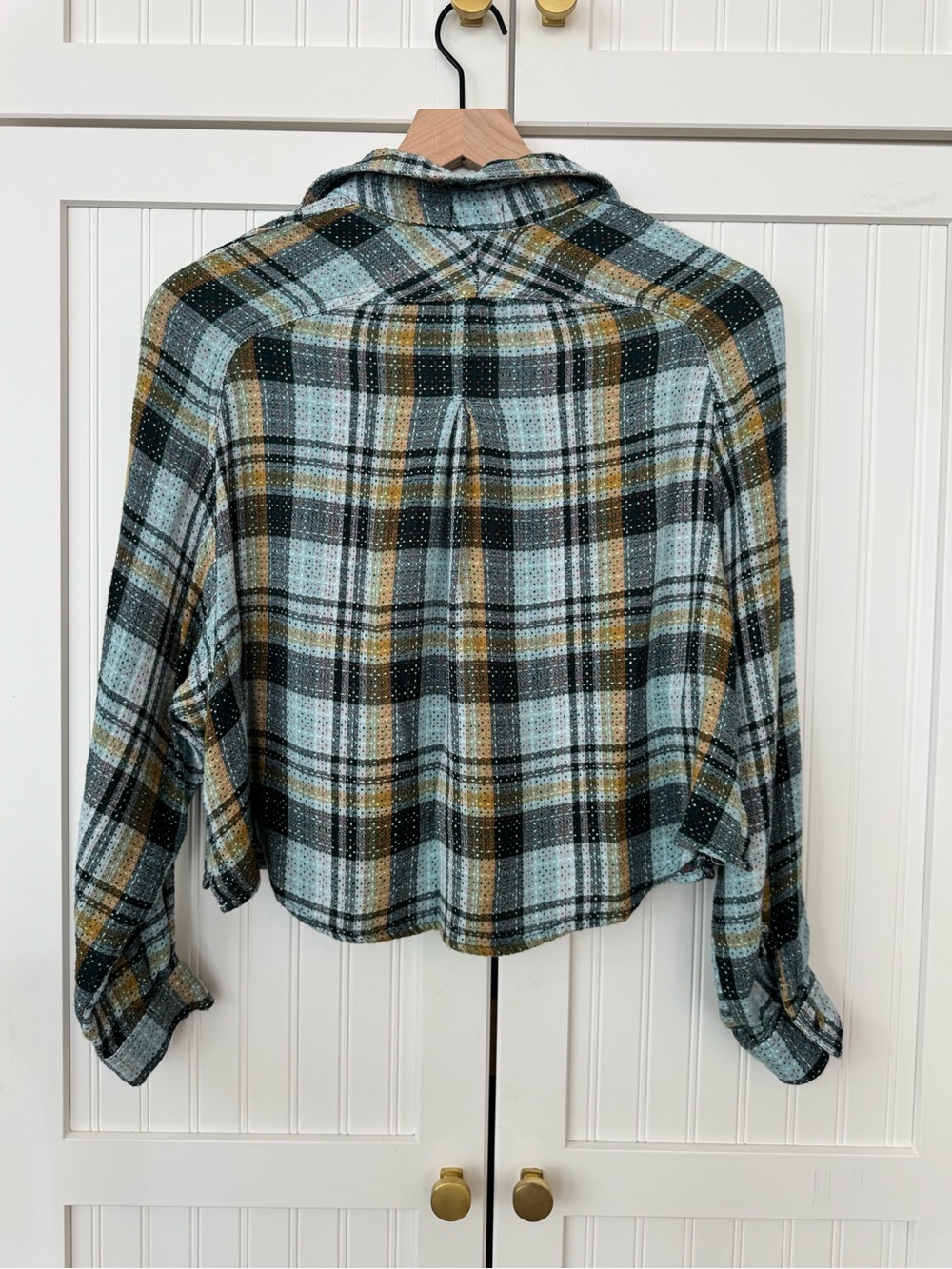 True Craft Cropped Teal, Mustard and Black Plaid Button Shirt - Size Small - Picture 5 of 5